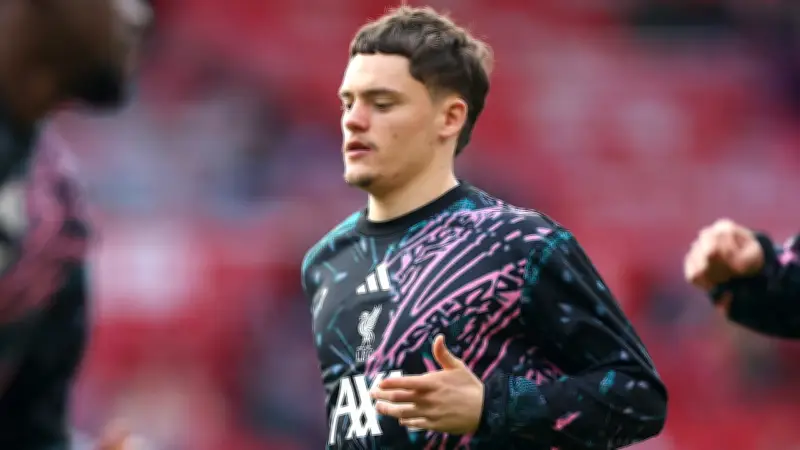 Schock für Liverpool: Florian Wirtz verletzt sich vor Spielbeginn beim Aufwärmen