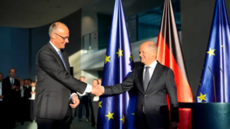 Scholz plötzlich beliebter als Merz: Experten analysieren das Umfrage-Phänomen