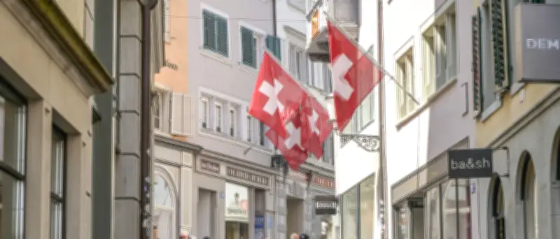 Schweiz stimmt über Bevölkerungsgrenze von 10 Millionen ab - SVP-Initiative spaltet das Land