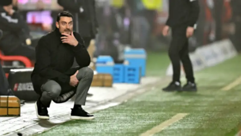 Schwere Knieverletzung im Training: Eintracht Frankfurt bangt um Schlüsselspieler