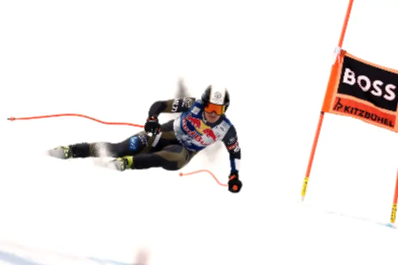 Schwerer Sturz im Alpinen Weltcup: Finnischer Skifahrer Lehto auf Intensivstation