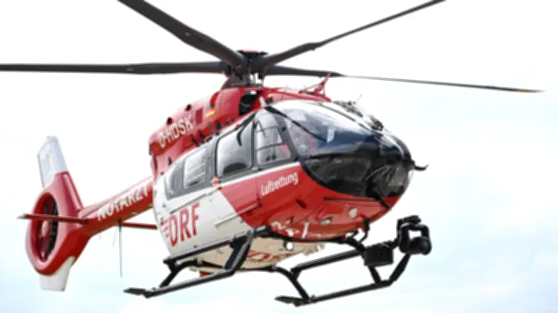 Schwerer Unfall im Burgenlandkreis: Drei Verletzte nach Kollision in Wengelsdorf