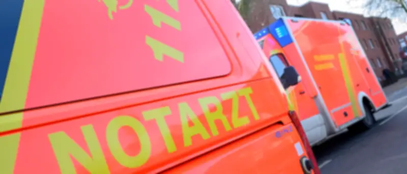 Schwerer Verkehrsunfall in Berlin-Spandau: Fahrer wird ohnmächtig – Zwei Personen verletzt