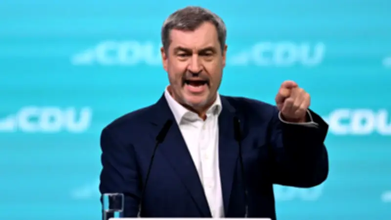 Söder stellt kritische Frage: Warum existiert die AfD noch immer?