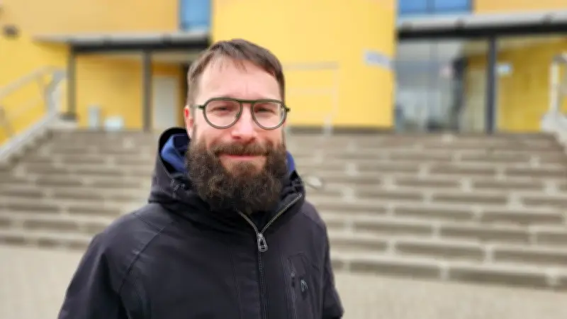 Sebastian Striegel: Handwerker oder Stromschläge? Gerüchte in Halle (Saale)