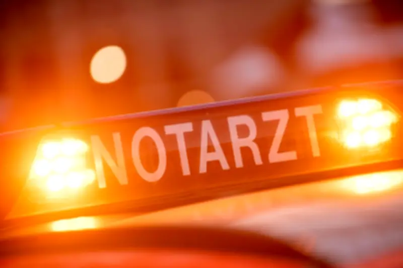 Senior stürzt auf Heimweg in Rostocker Bach und stirbt – Polizei geht von Unfall aus