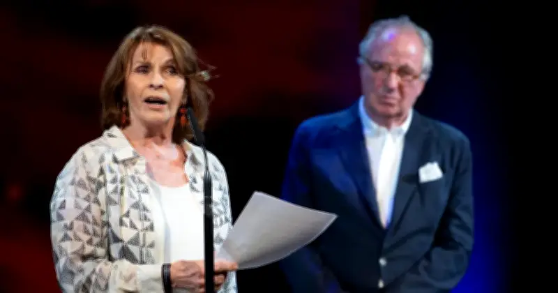 Senta Berger kehrt nach Oberschenkelbruch auf die Bühne zurück: Ersatztermine stehen fest