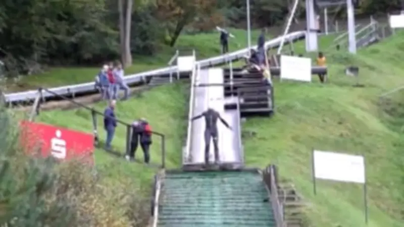 Skispringen im Selbstversuch: Vom Zögern zum Flug auf der Kinderschanze