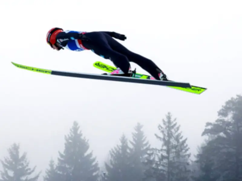 Skispringen: Katharina Schmid hofft vor Karriereende auf ein letztes Wunder