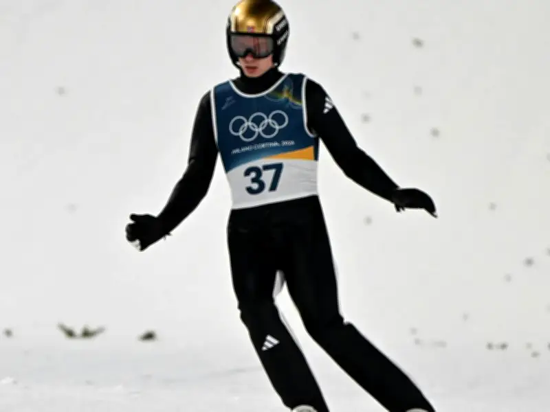 Skispringen: Lindvik kritisiert Raimund für Medienäußerungen - Freundschaft in der Krise