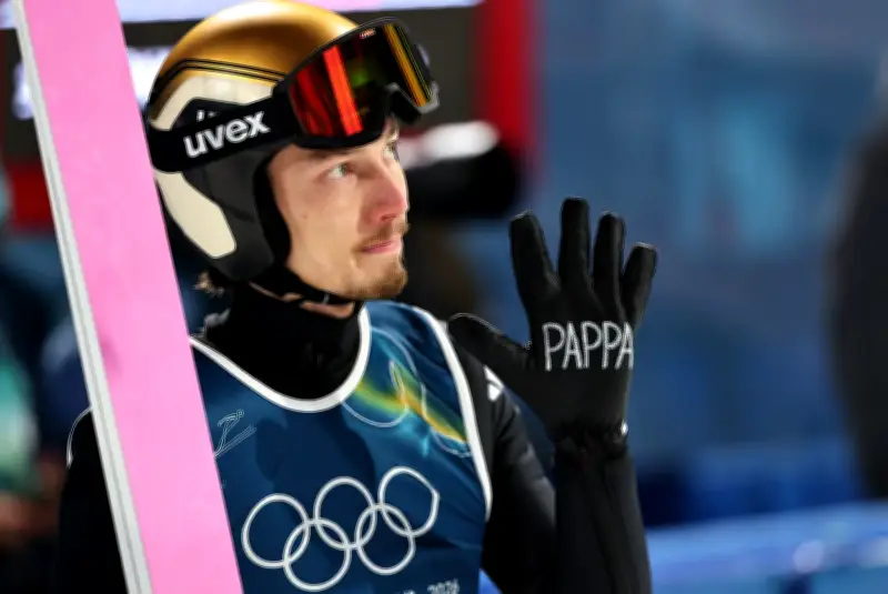 Skispringer Forfang bei Olympia: Trauer um Vater überschattet Wettkampf