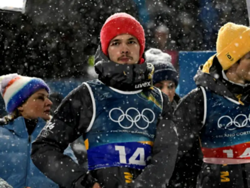 Skisprung-Drama in Predazzo: Raimund und Wellinger verpassen Medaille um nur 16 Zentimeter