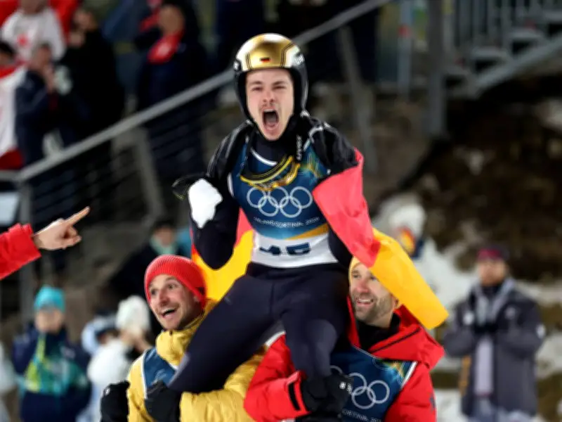 Skisprung-Olympia: Gold-Held Raimund führt deutsches Mixed-Team an