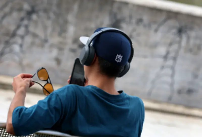 Social-Media-Verbot für Jugendliche? Experte empfiehlt Dialog statt Verbote