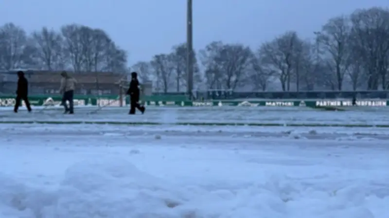 Spielabsage im letzten Moment: Bayern-Fans nach vergeblicher Reise nach Bremen frustriert