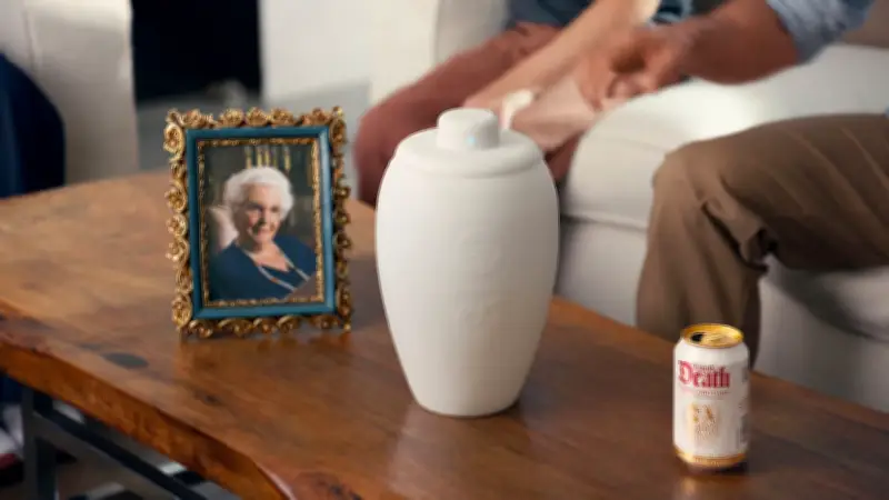 Spotify und Liquid Death präsentieren die 'Eternal Playlist Urn' – Musik über den Tod hinaus