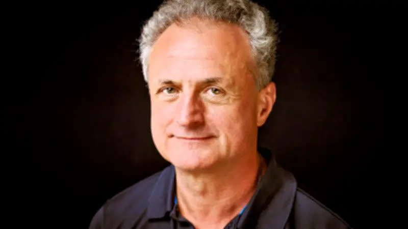 Staatskapelle Halle feiert: Fabrice Bollon bleibt bis 2032 Generalmusikdirektor