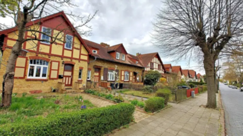 Stadtrat Bitterfeld-Wolfen klagt gegen Denkmalschutzbehörde in Werkssiedlungs-Streit