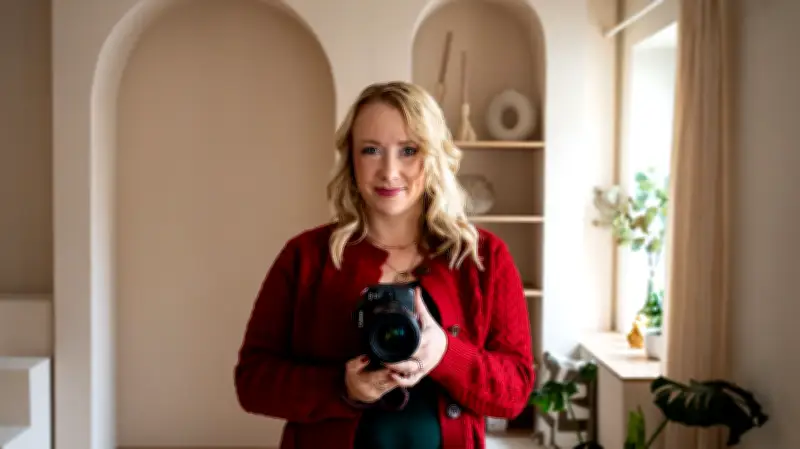 Sternenkinder-Fotografie in Neustrelitz: Juliana Welzk schafft Erinnerungen in tiefer Trauer