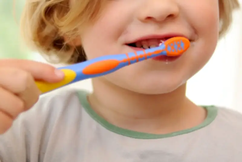 Stiftung Warentest: Jede dritte Kinderzahnpasta schützt nicht vor Karies