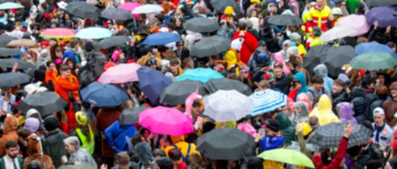 Straßenkarneval startet mit viel Regen: Wettervorhersage für die kommenden Tage