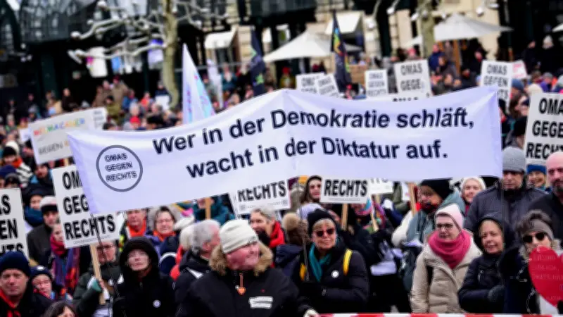 Studie enthüllt: Jeder Fünfte in Deutschland offen für autoritäre Staatsformen