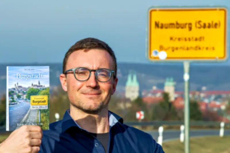 Tageblatt-Redakteur veröffentlicht Debütroman: Fiktives Burgstadt als Spiegel Naumburgs