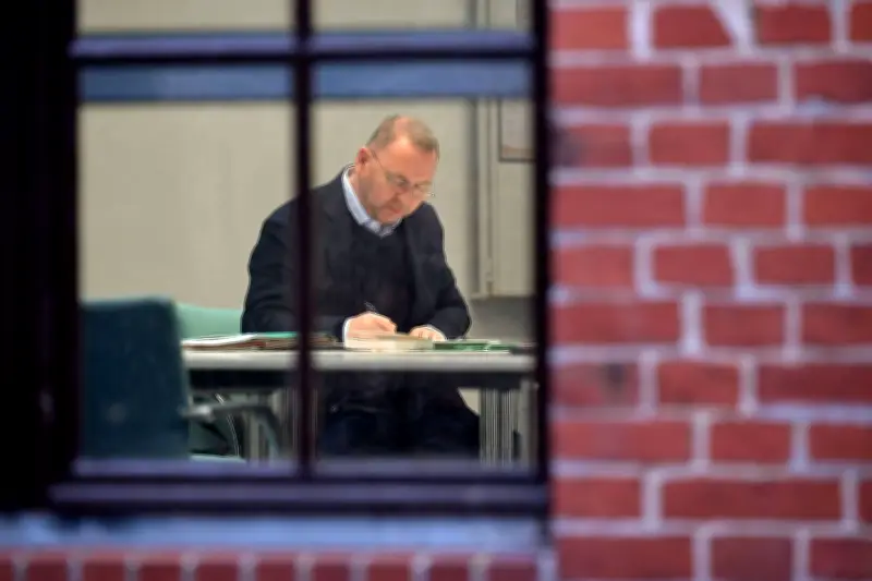 Tarifverhandlungen öffentlicher Dienst: Entscheidung erst in Verlängerung möglich