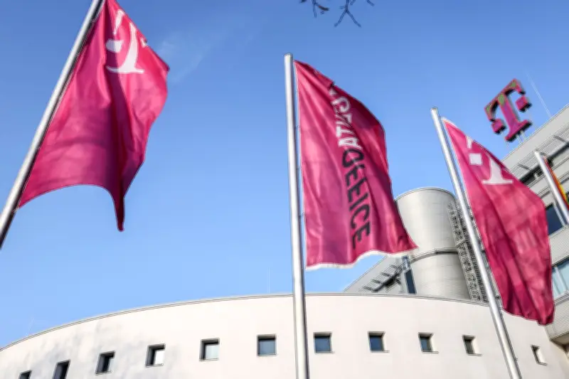 Telekom beschleunigt Glasfaser-Ausbau: 25 Millionen Haushalte bis 2030 im Visier