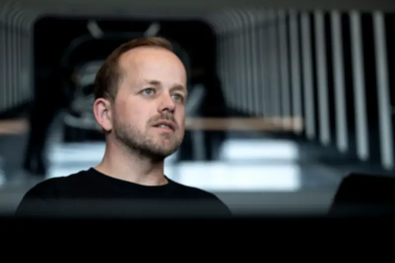 Tesla Grünheide: Eklat vor Betriebsratswahl - Werksleiter und IG Metall im offenen Konflikt