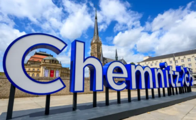 Theater der Welt 2026 in Chemnitz: Oper über Anti-Apartheid-Kämpfer Nkoli und internationale Bühnenkunst