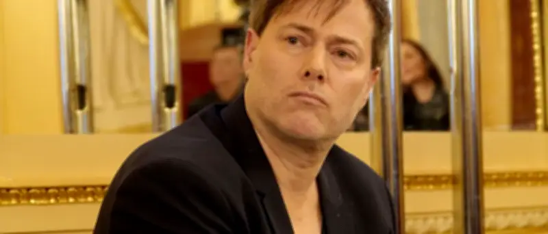 Theaterstück „Prozess gegen Deutschland“: Hamburger Bühne inszeniert AfD-Verbotsdebatte