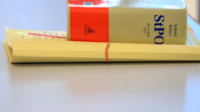 Tierquälerei im Saalekreis: Frau zu Bewährungsstrafe verurteilt - Hundeverbot erteilt