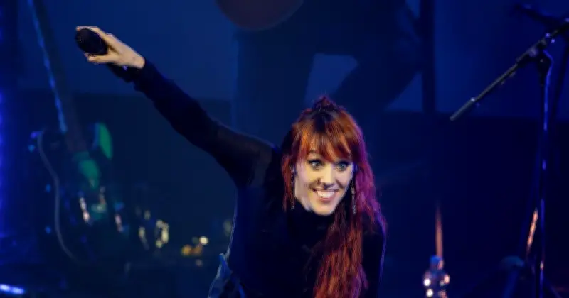 Tollwood Festival: Neun Konzerte bereits ausverkauft, letzter Gast Asaf Avidan und LP bestätigt