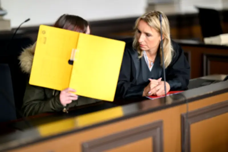 Totschlag durch Unterlassen: Mutter nach Tod von Frühchen vor Gericht in Verden