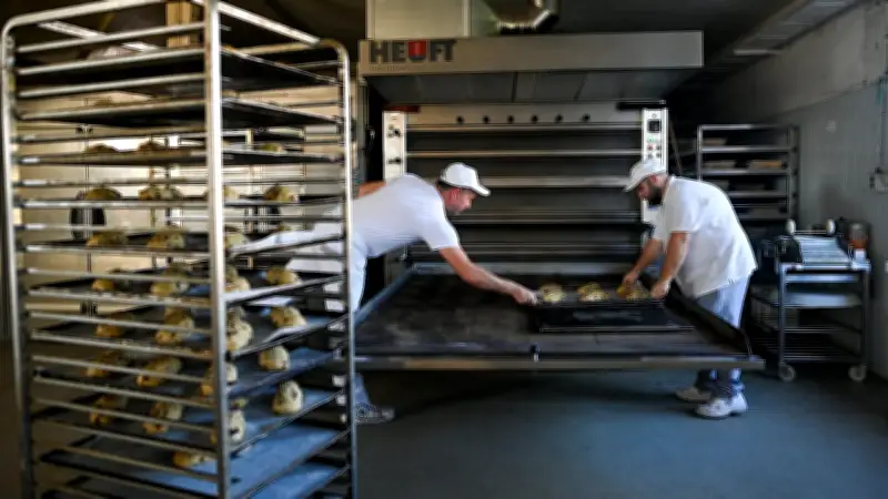 Tradition in der Krise: Bäckerei-Kette HBK mit 22 Filialen meldet Insolvenz an