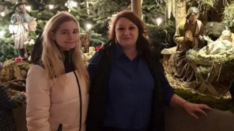 Tragödie am Bahnhof: Wer war Liana K., das Mädchen, das vor den Zug gestoßen wurde?