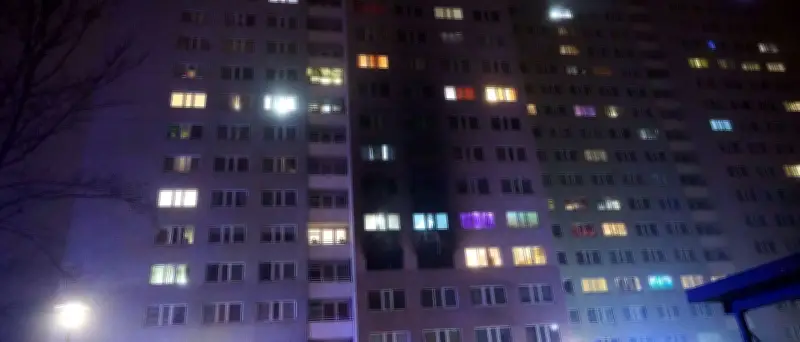 Tragödie in Berlin: Kind nach verheerendem Hochhausbrand gestorben