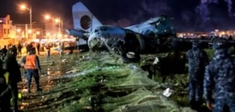 Tragödie in Bolivien: Militärflugzeug mit Bargeld verunglückt – 15 Tote bei Landeunfall