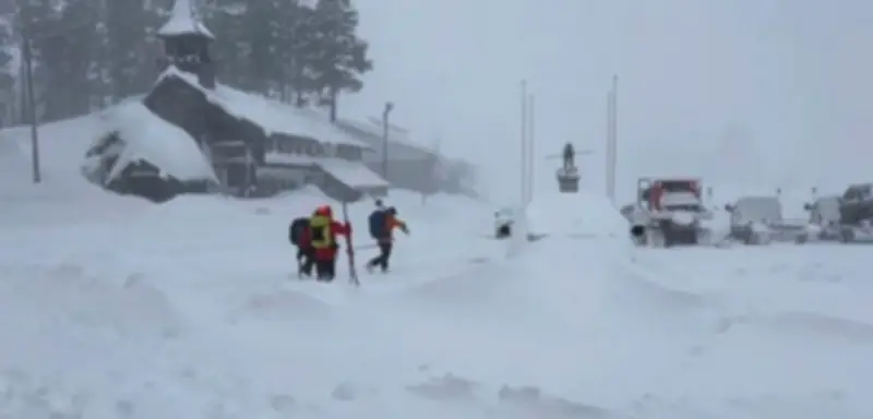 Tragisches Lawinenunglück am Lake Tahoe: Acht Tote bei Ski-Tour in Kalifornien