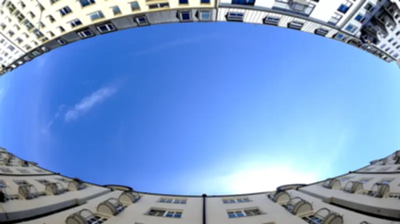 Traum vom Eigenheim: Deutsche benötigen durchschnittlich 322.421 Euro Kredit