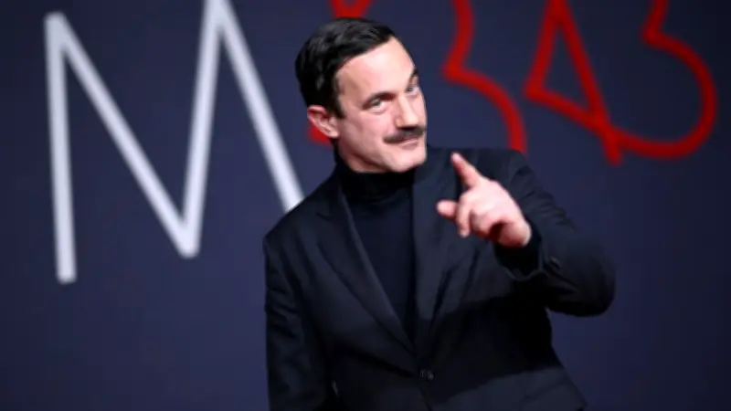 TV-Star Sönke Möhring warnt: Schauspielerei ist kein Weg zum Reichtum