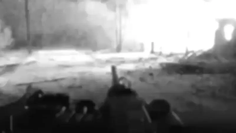 Ukrainische Armee setzt erstmals Drohnen zur Koordination von Kampfrobotern ein