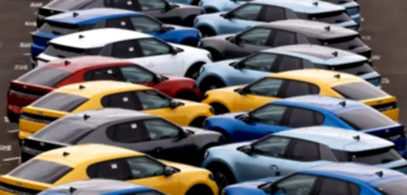 Umweltminister Schneider fordert Standort-Patriotismus für grünen Stahl von Autobauern