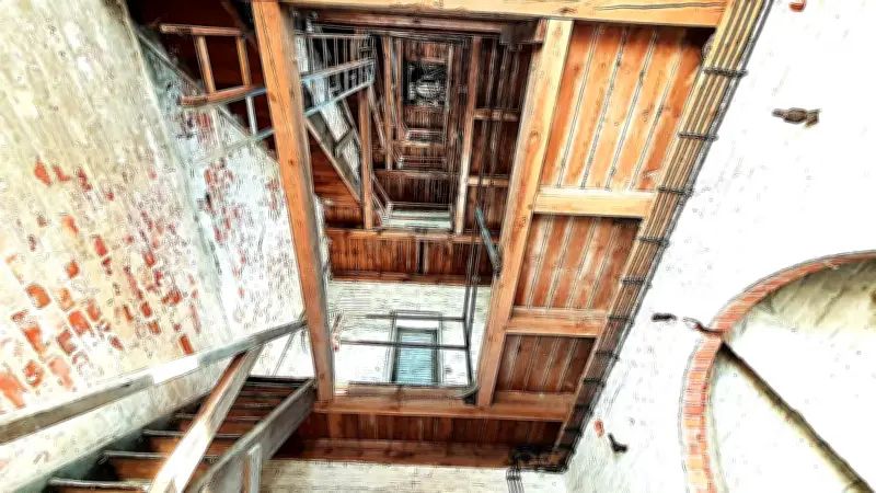 Ungewöhnliche Immobilien in Mecklenburg-Vorpommern: Vom Safe-Haus bis zum Feuerwehrturm unter dem Hammer