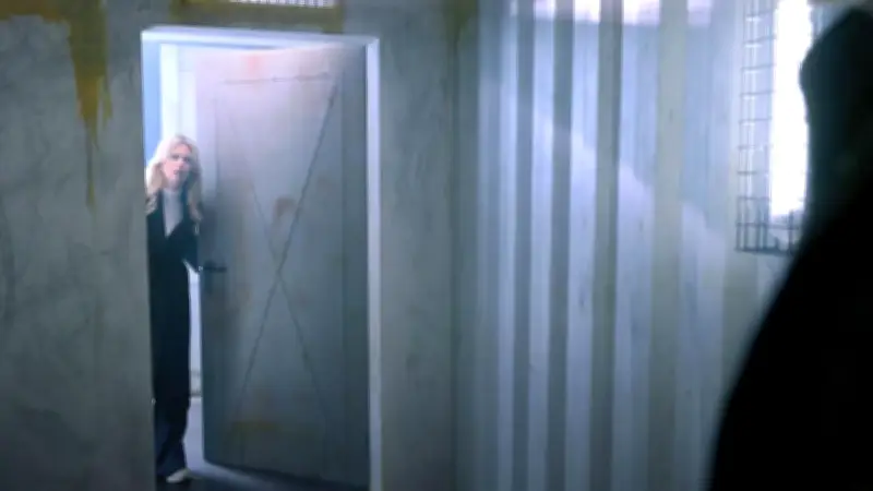 Unter uns: Patrizia findet Jori im Gefängnis - doch seine Reaktion schockiert sie