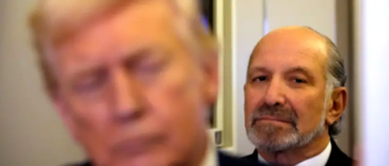 US-Handelsminister berichtet von Treffen mit Epstein: Skandal um Sexualstraftäter