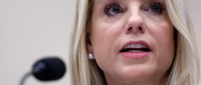 US-Justizministerin Bondi räumt Fehler bei Veröffentlichung von Epstein-Akten ein