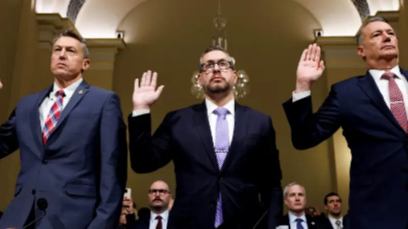 US-Kongress-Anhörung zu Abschiebungen: ICE-Chef Lyons sagt "Wir haben gerade erst angefangen"