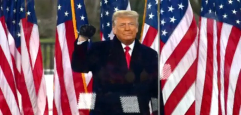 US-Richter weist BBC-Antrag zurück: Trumps Milliardenklage kommt 2027 vor Gericht